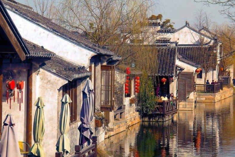 相扑选手大跳跃